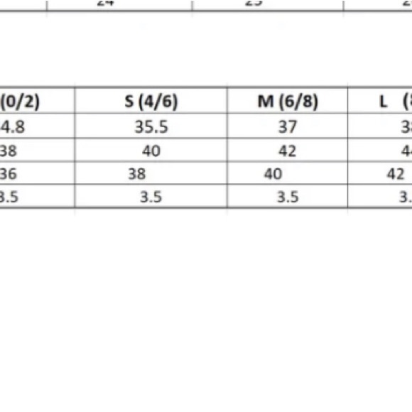 Robed with Love - white romper - Picture 4 of 8